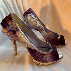 Stunning NEVER WORN Karen Millen Purple Abstract Floral Platform Heel - Size 40